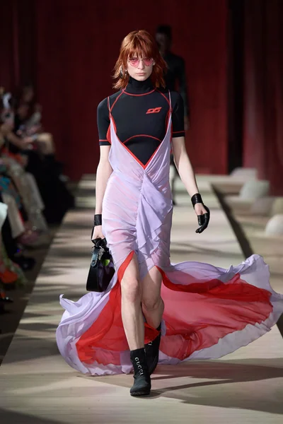 Look 52